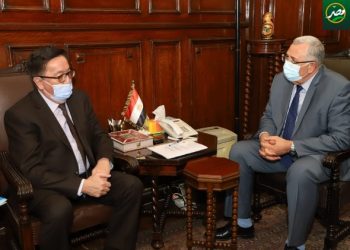 وزير الزراعة يبحث مع سفير كازاخستان تعميق التعاون الزراعي بين البلدين