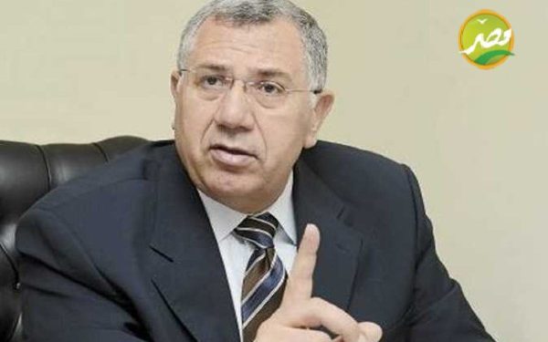 « الزراعة » ضبط 500 طن أعلاف بمصنع غير مرخص بالشرقية 1 « الزراعة » ضبط 500 طن أعلاف بمصنع  غير مرخص  بالشرقية