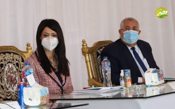 وزيرا "الزراعة والتعاون الدولي" يسلموا 324 معدة ضمن مشروع تحسين نظام الميكنة الزراعية لمزراعي الفيوم والمنيا 1 وزيرا “الزراعة والتعاون الدولي” يسلموا 324 معدة  ضمن مشروع تحسين نظام الميكنة الزراعية لمزراعي الفيوم والمنيا