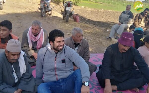 بتوجيه من «القصير» الزراعة تنفذ «10 مدارس» حقلية خلال أسبوع لتوعية المزارعين في « 8 محافظات» 1 بتوجيه من «القصير» الزراعة تنفذ «10 مدارس» حقلية خلال أسبوع لتوعية المزارعين في « 8 محافظات»