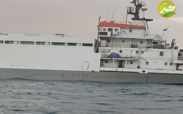 The Egyptian minister of Agriculture supplies the stuck animal ships with 310 tons of animal feed and water, and the continuous coordination with the Suez Canal Authority to provide full care for livestock on board still going. 1 The Egyptian minister of Agriculture supplies the stuck animal ships with 310 tons of animal feed and water, and the continuous coordination with the Suez Canal Authority to provide full care for livestock on board still going.