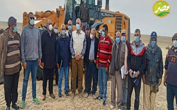 «وزير الزراعة»  يتفقد الأراضي المخصصة للتوسع الأفقي بمنطقه الساحل الشمالى وجنوب الضبعه