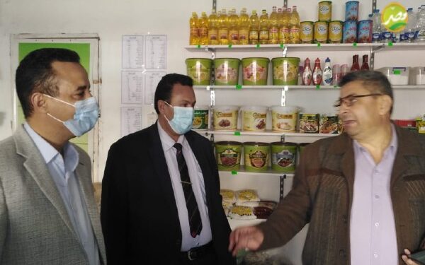 وفد من قيادات وزارة الزراعة يتفقد مديرية «البحر الأحمر»