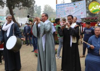 “عيد الأم ” «الزراعة» ترسم البهجة على وجه الأم المصرية وتوزع 1500 هدية لرواد حديقة الأورمان