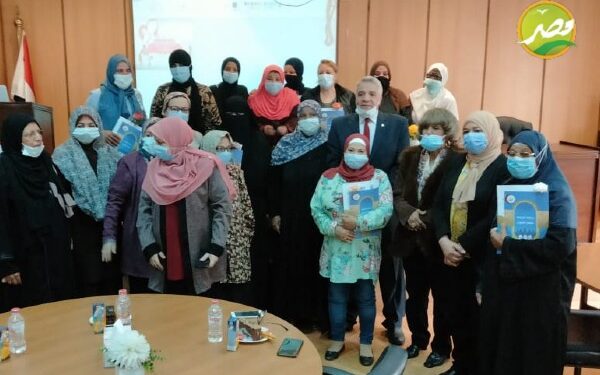 «معهدبحوث الصحة الحيوانية» يكرم 16 أماً مثالية 1 «معهدبحوث الصحة الحيوانية» يكرم 16 أماً مثالية