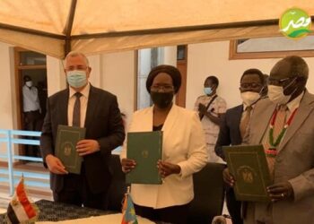 «وزير الزراعة» يوقع مذكرة تفاهم لإنشاء مزرعة مصرية متكاملة