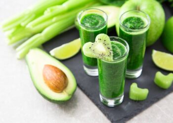 خسارة الوزن وتخفيف الأرق الليلي “العصير الأخضر وصفات وفوائد”