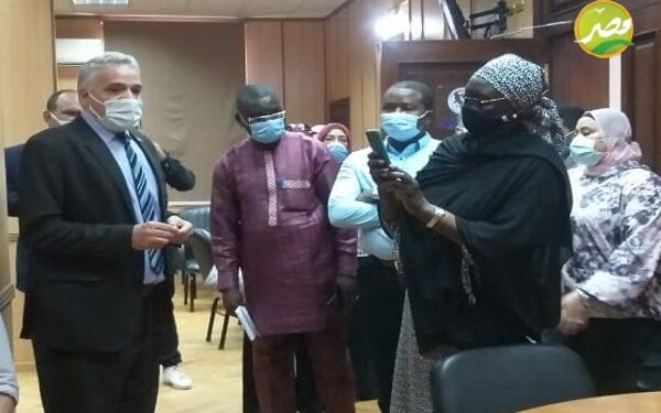 «معامل الزراعة» تستقبل وفد الخدمات البيطرية "النيجيري" 1 «معامل الزراعة» تستقبل وفد الخدمات البيطرية “النيجيري”