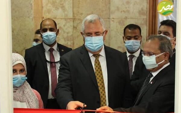 «وزير الزراعة» يفتتح صوبة اقلمة النخيل بمركز بحوث الصحراء 1 «وزير الزراعة» يفتتح صوبة اقلمة النخيل بمركز بحوث الصحراء