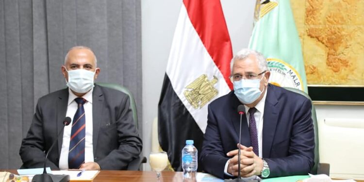 وزير الزراعة يترأس اجتماع مجلس إدارة هيئة التعمير والتنمية الزراعية