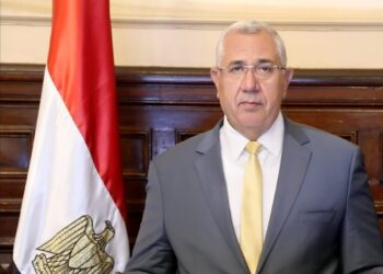 «وزير الزراعة» يشدد على متابعة منظومة الأسمدة وكارت الفلاح والزراعة التعاقدية