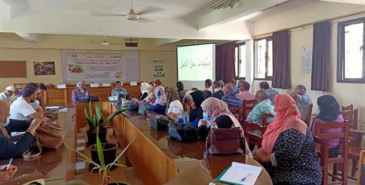 «الزراعة» وقاية النباتات ينظم ندوة للنحالين بعنوان "كيف تحقق أعلى إستفادة من منحلك" 1 «الزراعة» وقاية النباتات ينظم ندوة للنحالين بعنوان “كيف تحقق أعلى إستفادة من منحلك”