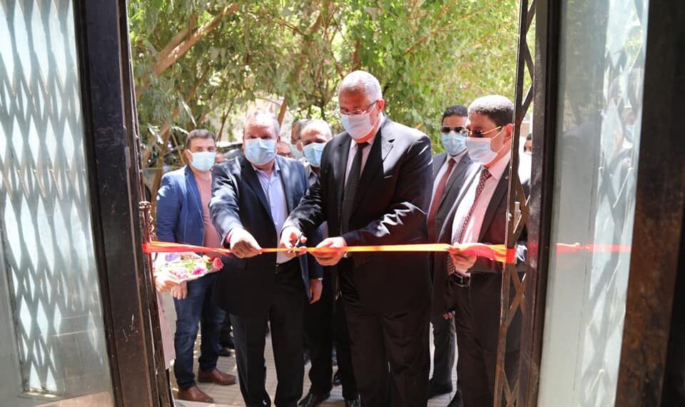 «القصير» يفتتح اعمال تطوير وإعادة تشغيل معمل تحليل التربة بهيئة التعمير والتنمية الزراعية 1 «القصير» يفتتح اعمال تطوير وإعادة تشغيل معمل تحليل التربة بهيئة التعمير والتنمية الزراعية