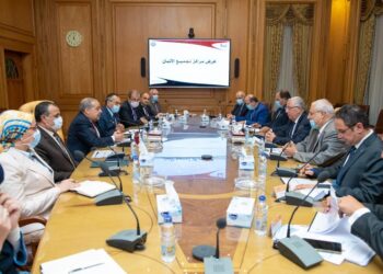 وزيرا “الزراعة والإنتاج الحربي” يتابعان الموقف التنفيذي لمشروع تطوير مراكز تجميع الألبان