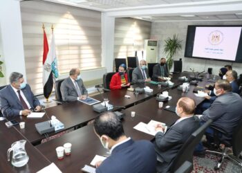 «البيئة والتنمية المحلية والزراعة» يناقشو خطة مجابهة نوبات تلوث الهواء الحادة لعام 2021