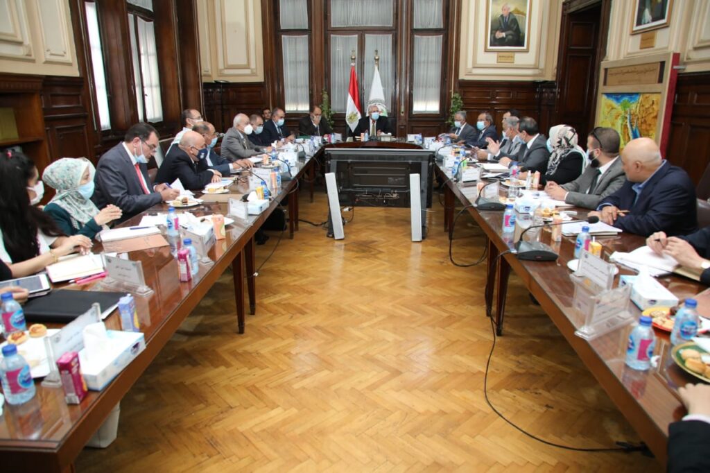 وزير الزراعة يترأس اجتماع اللجنة التنسيقية لمشروع تعزيز الموائمة في البيئات الصحراوية 12 خلال اجتماع اللجنة التنسيقية لمشروع برايد