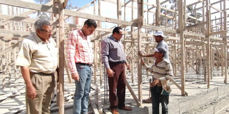 وكيل زراعة دمياط يتفقد مشروع مجمع الخدمات الزراعية بـ"الوسطاني" 1 المهندس سميح عبدالسميع يتفقد مشروع مجمع الخدمات الزراعية بالوسطاني