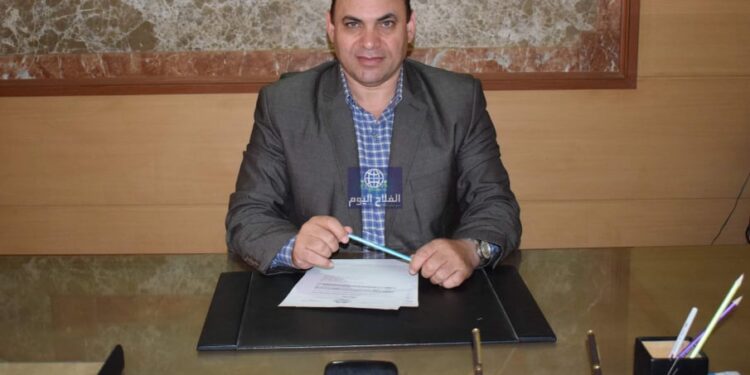 "فهيم" يوضح أهمية ترشيح مصر لاستضافة قمة المناخ 2022 1 الدكتور محمد فهيم