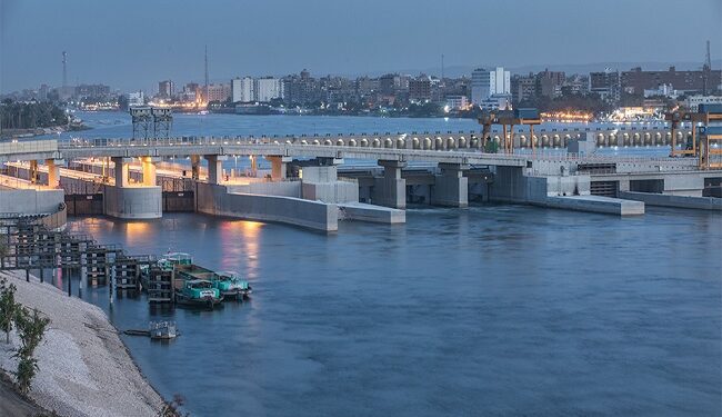 «قناة مصر الزراعية» تستعرض انجازات "الرئيس السيسي" في مجال الموارد المائية