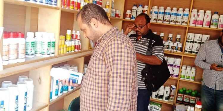 الرقابة على المبيدات: ضبط 56 عبوة غير صالحة للاستخدام بالبحيرة 1 الرقابة على المبيدات
