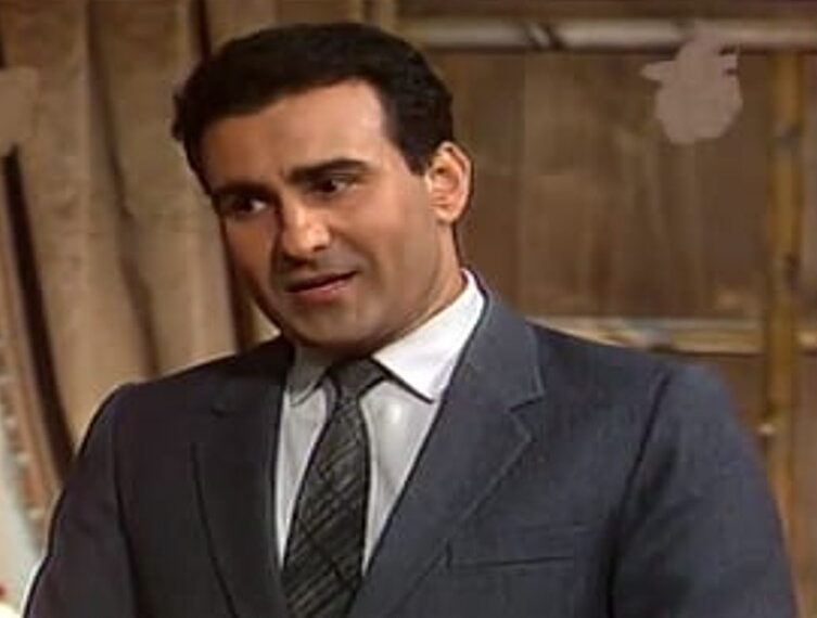 النجم الكبير " طارق دسوقى " ضيف طريقي ..السبت