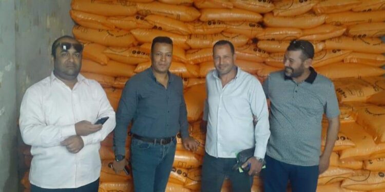 زراعة المنيا تضبط 26.5 طن أسمدة مدعمة بالسوق السوداء 1 زراعة المنيا تضبط 26.5 طن أسمدة مدعمة بالسوق السوداء