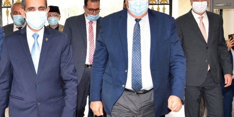 «القصير» يتفقد عدد من المشروعات الزراعية بالغربية