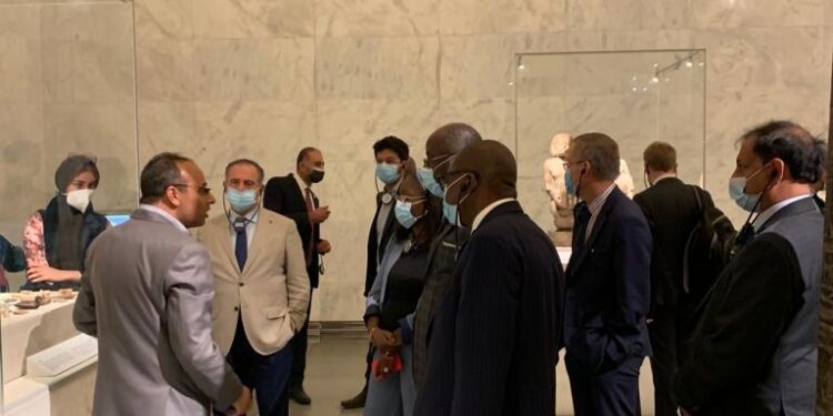 وفد «الإيفاد» يختتم زيارته لمصر بجولة في المتحف القومي للحضارات 1 وفد «الإيفاد» يختتم زيارته لمصر بجولة في المتحف القومي للحضارات