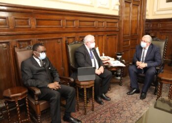 وزير الزراعة يبحث مع نظيره الناميبي التعاون في بعض المجالات الزراعية 3 المجالات الزراعية