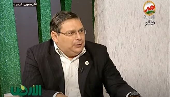 رئيس بحوث المعاملات الزراعية يكشف موعد تداول القطن الملون تجاريا 1 القطن الملون