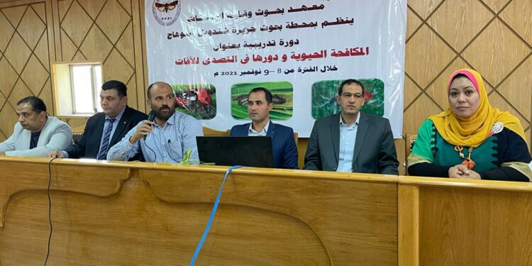وقاية النباتات ينظم دورة تدريبية عن المكافحة الحيوية للآفات بمحافظة سوهاج 1 المكافحة الحيوية للآفات