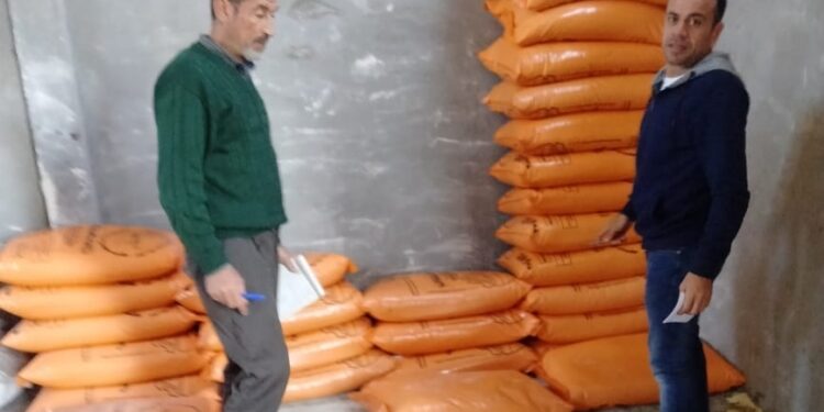 الزراعة تتابع منظومة توزيع الأسمدة للمزارعين بالجيزة 1 منظومة توزيع الأسمدة