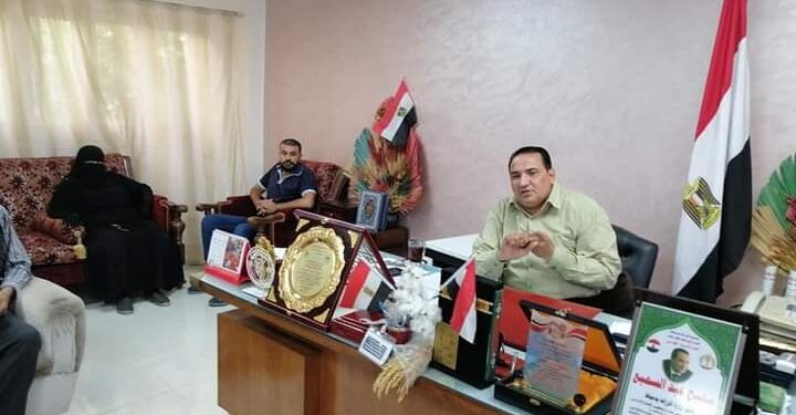 زراعة القمح على مصاطب والزراعة التعاقدية في اجتماع «عبدالسميع» بمديري الإدارات