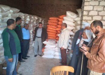 جولات ميدانية لوكيل زراعة الفيوم لمتابعة توزيع الأسمدة للمزارعين