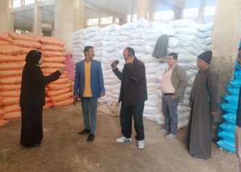 صرف الأسمدة للمزارعين