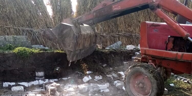 زراعة الفيوم تواصل رصد و إزالة التعديات على الأراضي الزراعية 1 إزالة التعديات على الأراضي الزراعية