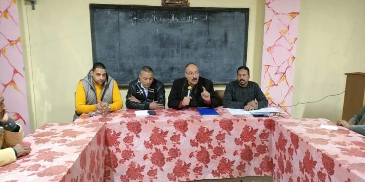 متابعة المحاصيل الشتوية في اجتماع بإدارة أبوتيج الزراعية بأسيوط 1 متابعة المحاصيل الشتوية في اجتماع بإدارة أبوتيج الزراعية بأسيوط