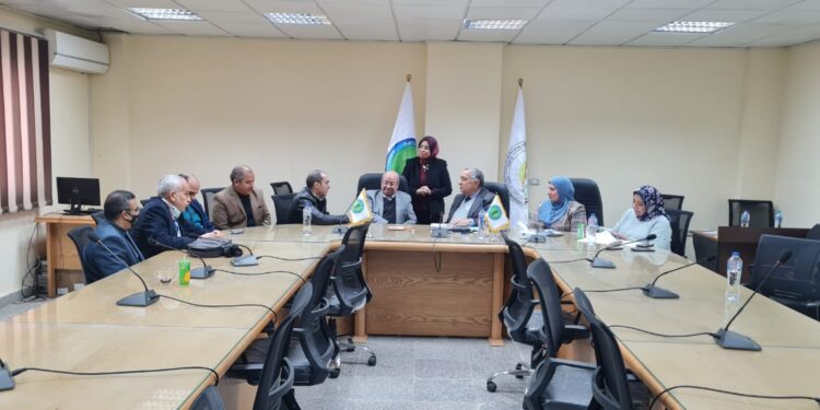 لجنة مبيدات الآفات الزراعية تحصل على شهادة اعتماد الأيزو (2015:9001) 1 المبيدات