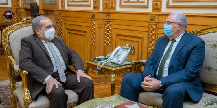 وزيرا الزراعة والإنتاج الحربي يبحثان مستجدات مشروع تطوير حديقتي الحيوان والأورمان 1 حديقتي الحيوان والأورمان