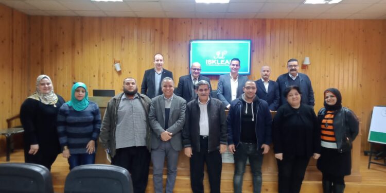 "مدير لأول مرة" دورة تدريبية لمعهد بحوث الأراضي والمياه 1 مدير لأول مرة