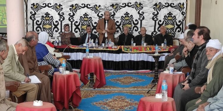 مكافحة ذباب الفاكهة .. ورشة عمل لـ25 مزارعا بشبين القناطر 1 مكافحة ذباب الفاكهة