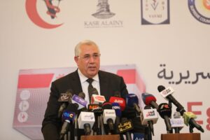 «القصير وعبدالغفار» يعلنان بدء التجارب السريرية للقاح كورونا «إيجي فاكس» 12 SAVE ٢٠٢٢٠٣٠١ ٢٣٣٩١٠