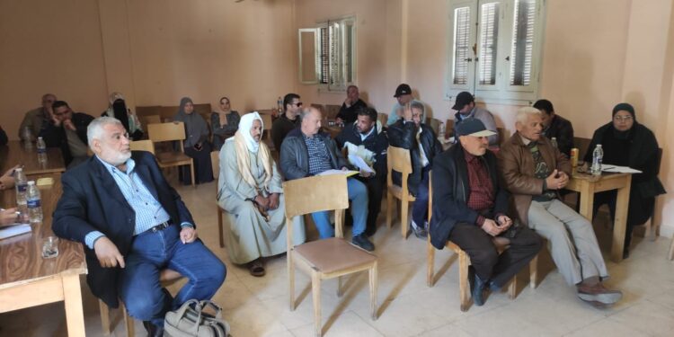 برنامج مكافحة ذباب الفاكهة