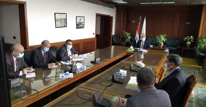 وزير الري يتابع الموقف التنفيذي لمشروع تأهيل الترع والمساقي 1 وزير الري