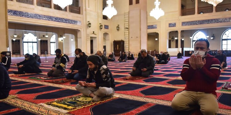 شهر رمضان.. نفحات روحانية