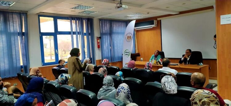  وزارة البيئة تطلق باكورة فعاليات الحوار الوطني  حول التغيرات المناخية بمحافظة الإسكندرية