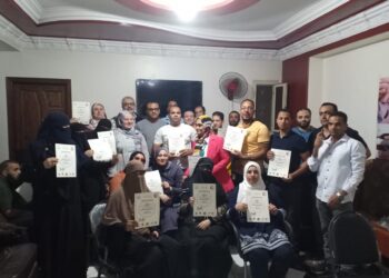 العلاج بسم النحل في دورة تدريبية بمعهد صحة الحيوان