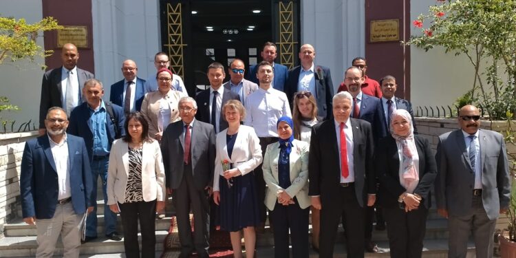 وفد بولندي رسمي يتفقد مركز البحوث الزراعية 1 مركز البحوث الزراعية