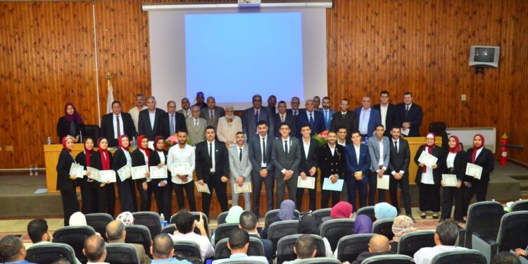 "المركزي لمتبقيات المبيدات" يشارك في المؤتمر العلمي السادس لقسم الاقتصاد الزراعي بجامعة بنها 1 متبقيات المبيدات