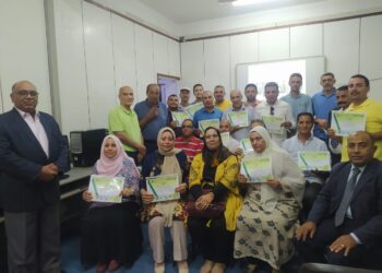 “المركزي للحشائش” و قطاع الإنتاج ينفذان دورة تدريبية للعاملين بالقطاع